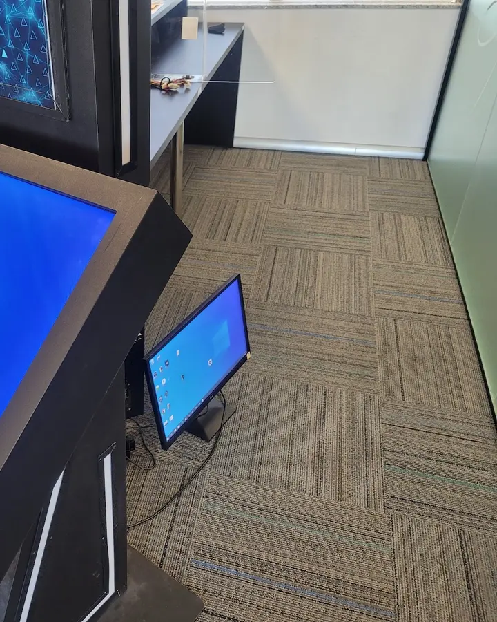 Atendimento em totem touchscreen com Windows